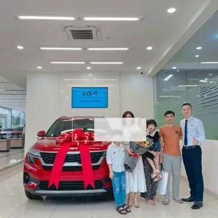 Kia Thái Nguyên - Hình ảnh hoạt động bán hàng thực tế.