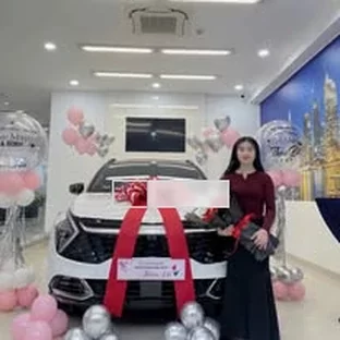 Kia Thái Nguyên - Hoạt động giới thiệu xe và tư vấn trực tiếp.